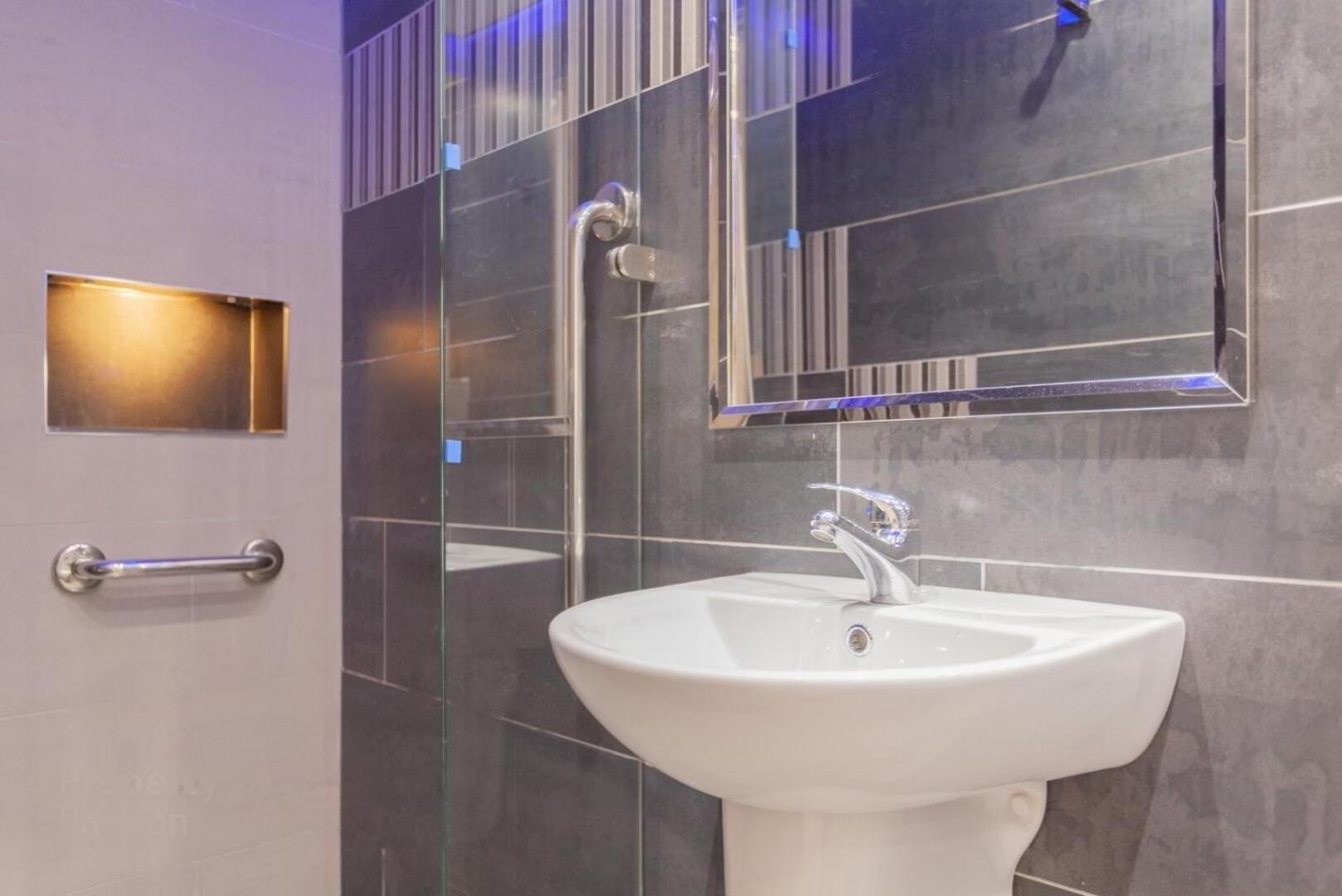 Central Belfast Apartments Alfred Street Ngoại thất bức ảnh